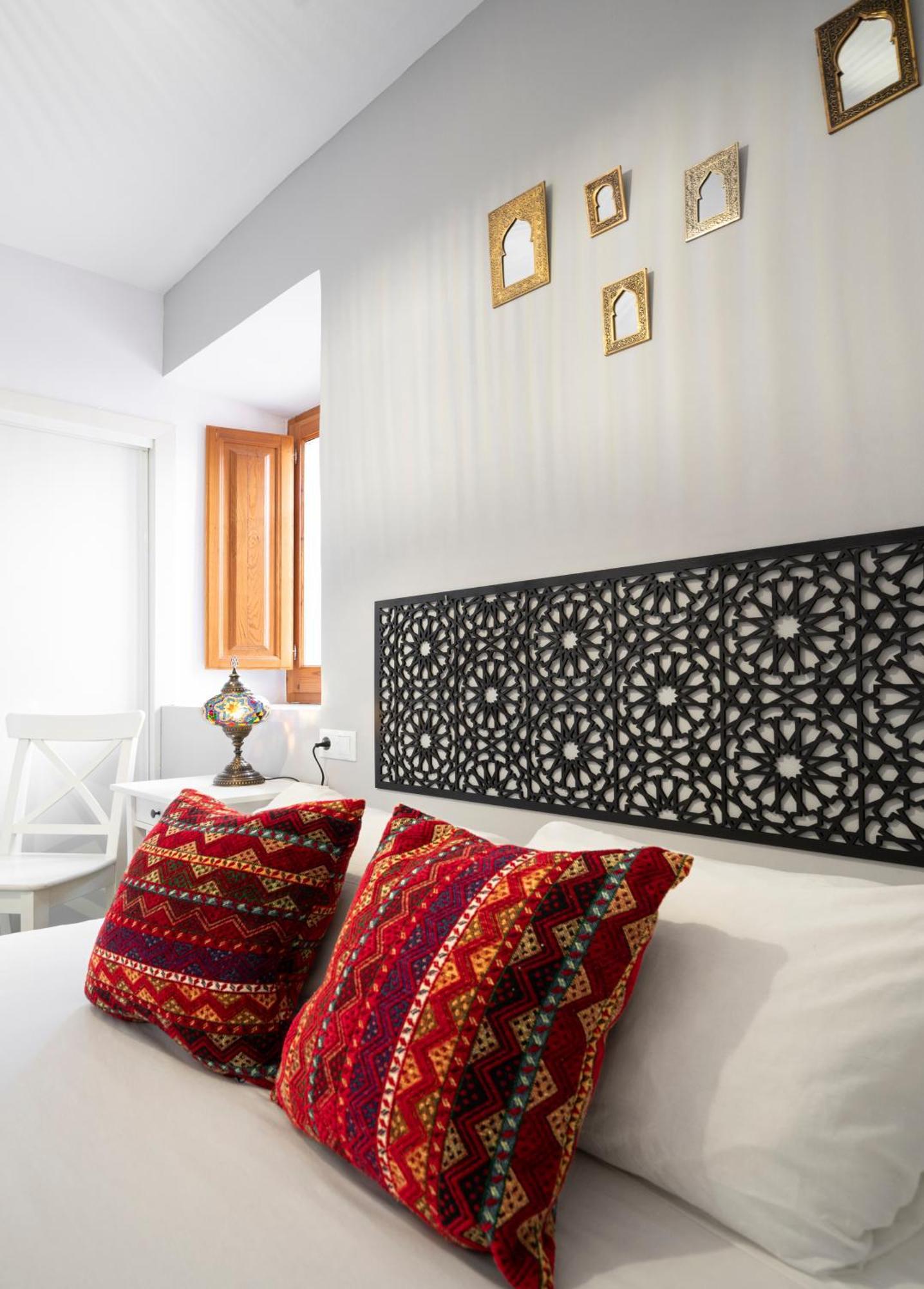 Warm Central Apartment Albayzin - Free Parking 15 Min Away Granada Buitenkant foto